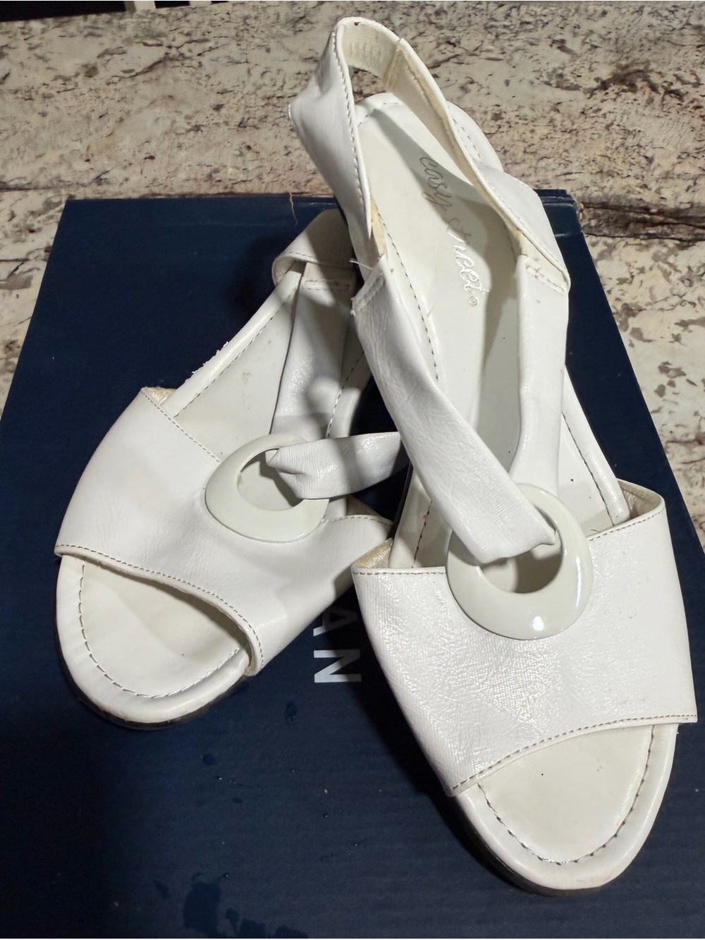 Easy Street Women’s White Slingback Sandals Open Toe Hook & Loop 8W